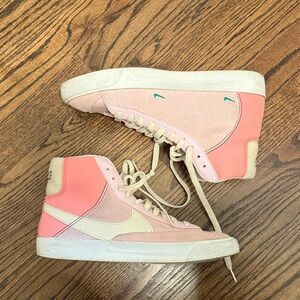 Nike Women's Coral and Cream High-Top Sneakers